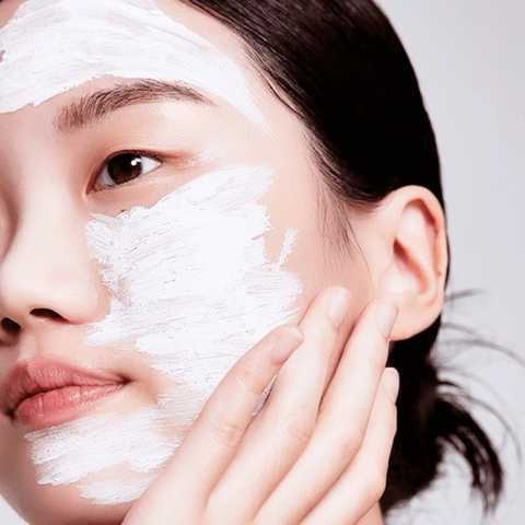 Fraijour – Pro Moisture Milk Toning Clay Mask